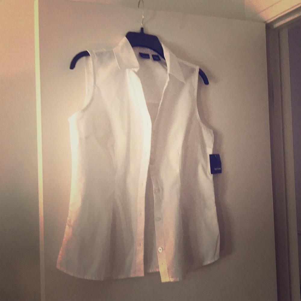 Sleeveless shirt Basic Editions